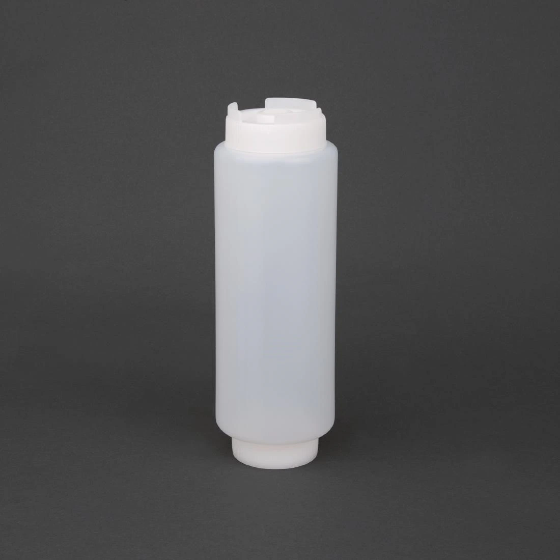 Vogue CP068 Polypropylene Squeeze Bottle – 570mL