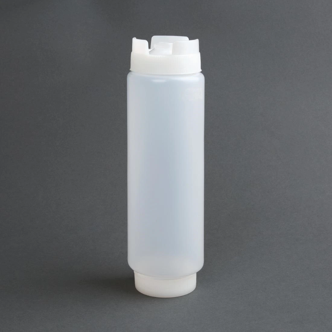 Vogue CP069 Polypropylene Squeeze Bottle – 455mL