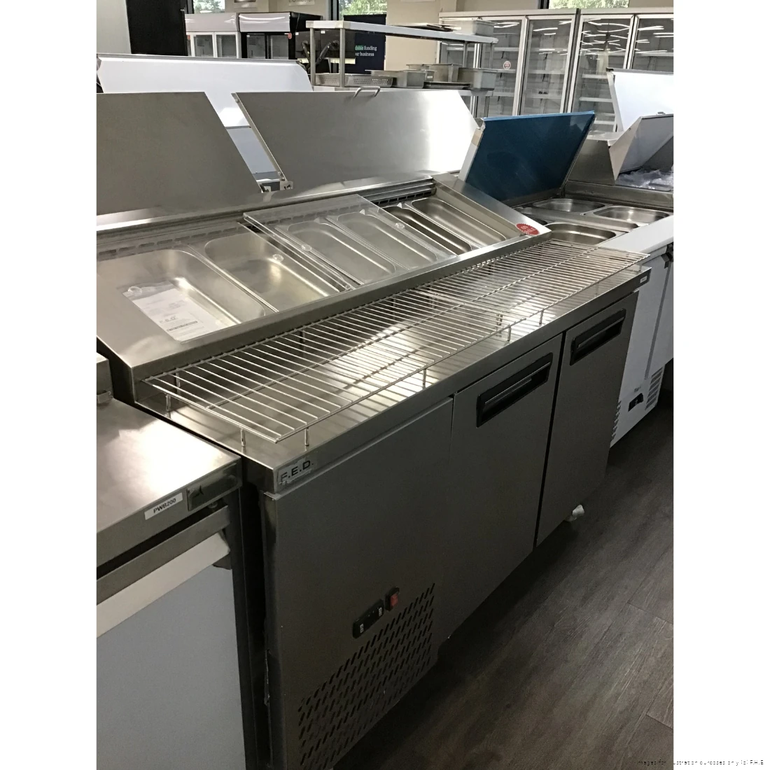 Ex-Showroom: Thermaster two door DELUXE Pizza Prep Bench - PPB/15-VIC1061