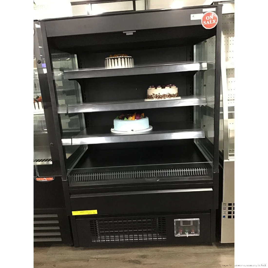 Ex-Showroom: Thermaster Self-Serve Square Open Display - OP-0970S-VIC1056