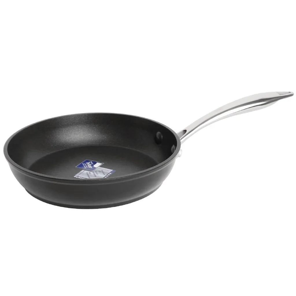 Vogue DC700 Cast Aluminium Non-Stick Teflon Frying Pan 200mm – 1L commercial kitchen equipment